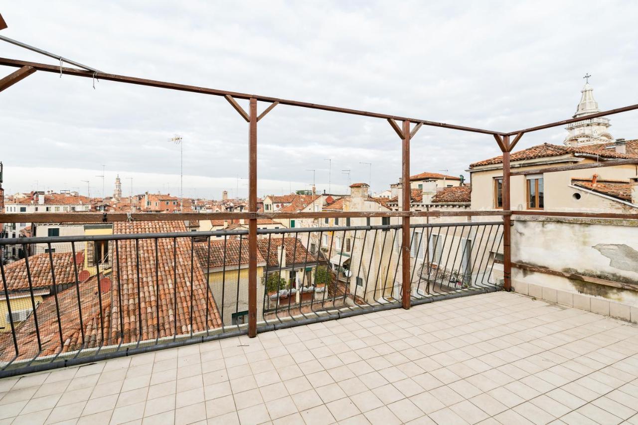 ヴェネツィアPonte Di Rialto Penthouse With Panoramic Terraceアパートメント エクステリア 写真