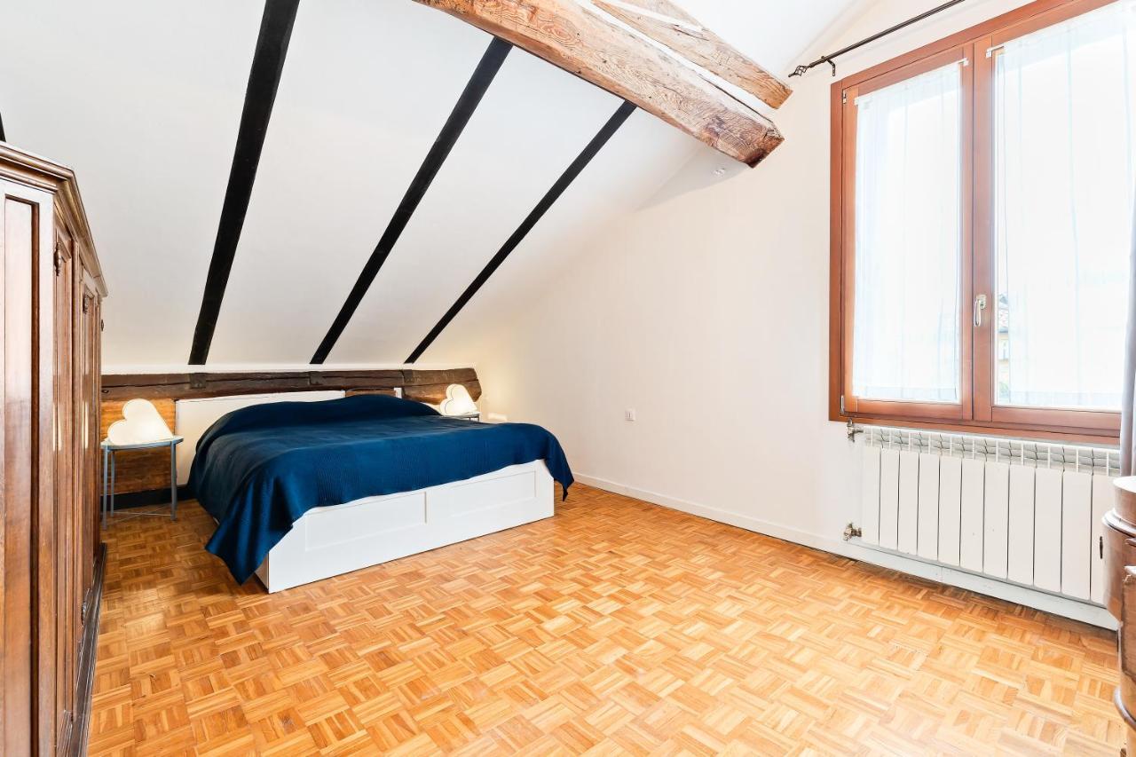 ヴェネツィアPonte Di Rialto Penthouse With Panoramic Terraceアパートメント エクステリア 写真