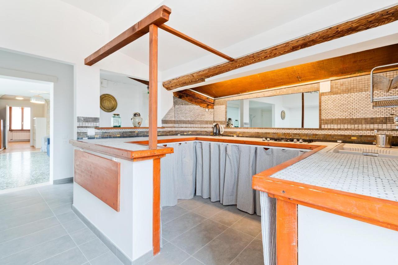 ヴェネツィアPonte Di Rialto Penthouse With Panoramic Terraceアパートメント エクステリア 写真