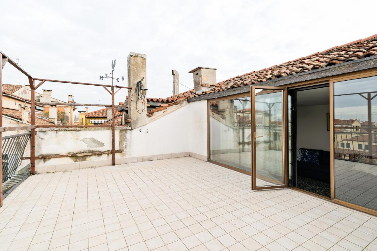 ヴェネツィアPonte Di Rialto Penthouse With Panoramic Terraceアパートメント エクステリア 写真